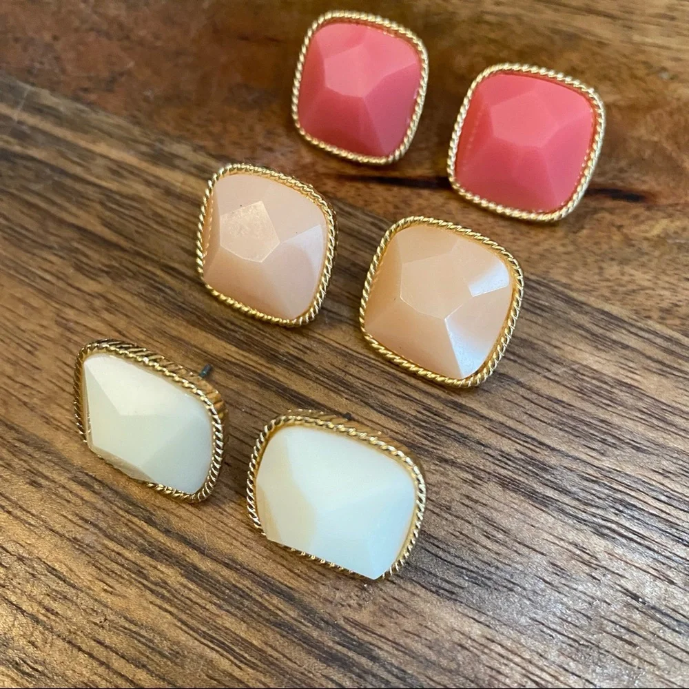Vintage Gold and Salmon Pink Earrings - Picture 10 of 10